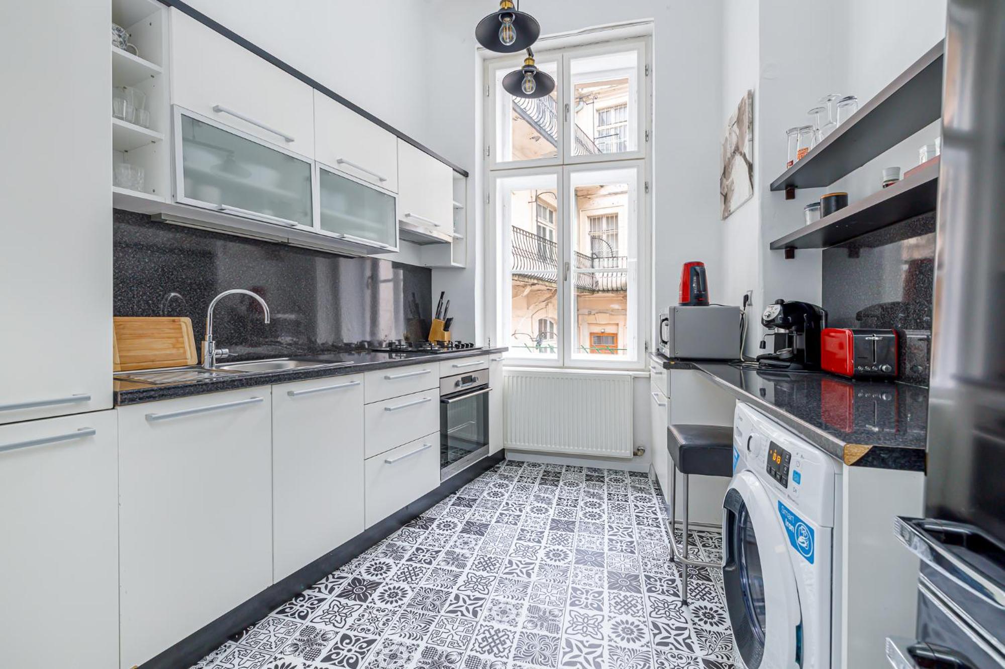Newly Renovated Apartment In The Old Town Bratislava Exterior foto